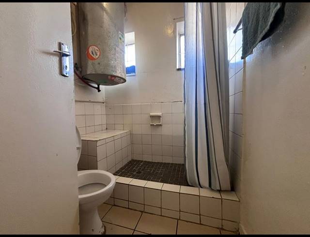 BUSINESS FOR SALE IN BRIXTON